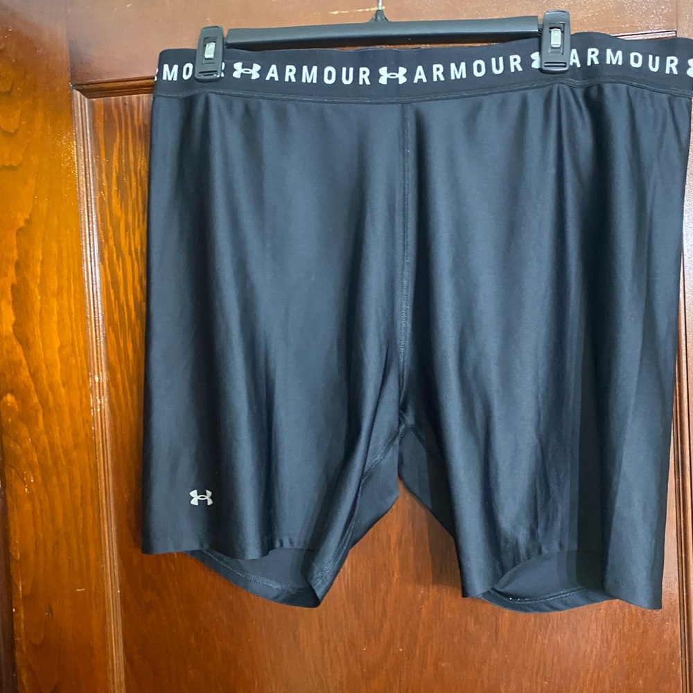 Under Armour plus women’s Biker Shorts